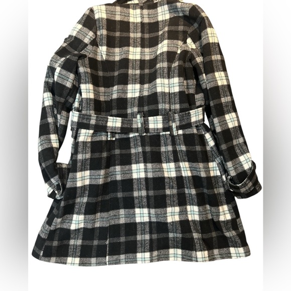 Wet Seal Vintage black and white plaid trench coat.
Size L. EUC - Picture 2 of 7